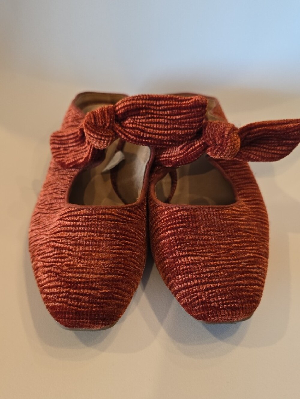 Universal Thread Angelica Mules Rust Orange Velvet Fabric Knot Bow Flats shoes - Picture 2 of 10